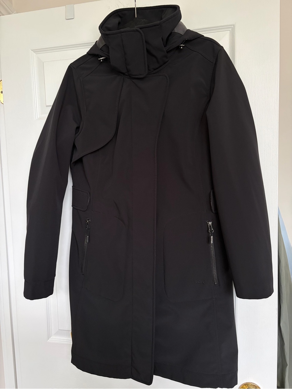 Lole size large Women's Black Long Hooded Fall Coat